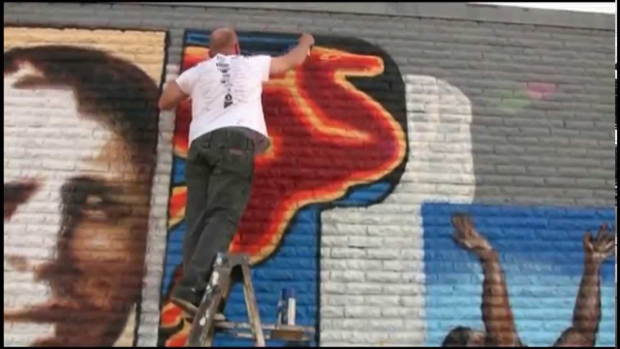 Video Thumbnail: Deep Ellum Mural project 2009